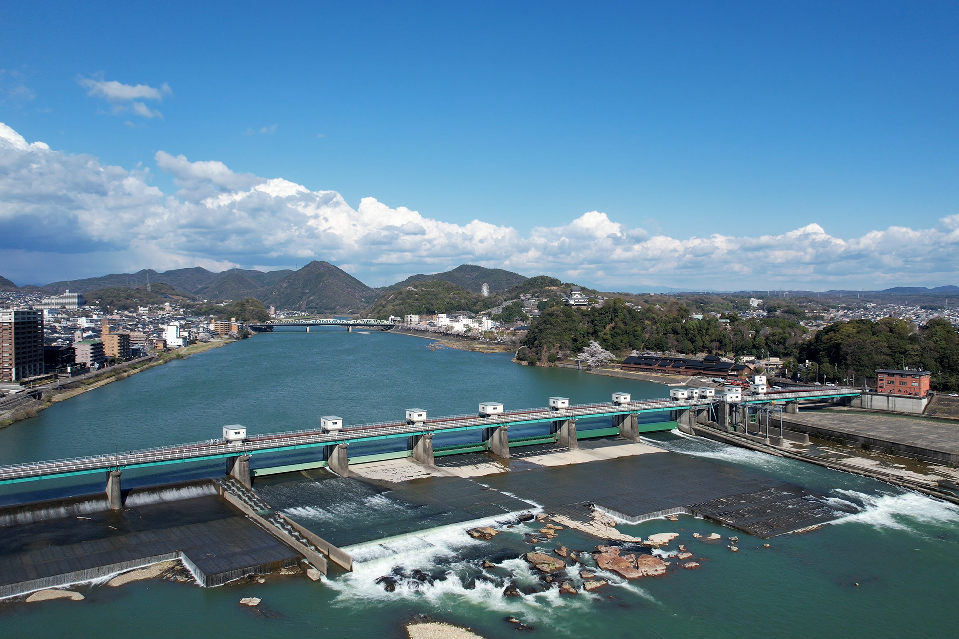 木曽川